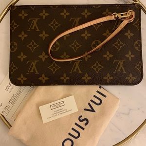 Louis Vuitton monogram pochette